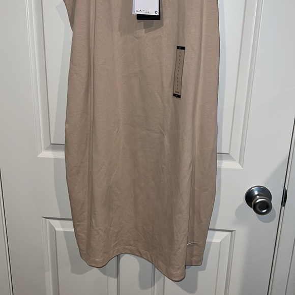 Nike Women’s Sportswear Jersey Tank Dress Size L - Picture 5 of 6